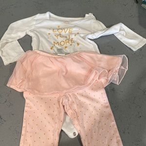 Long sleeve shirt and tutu pants